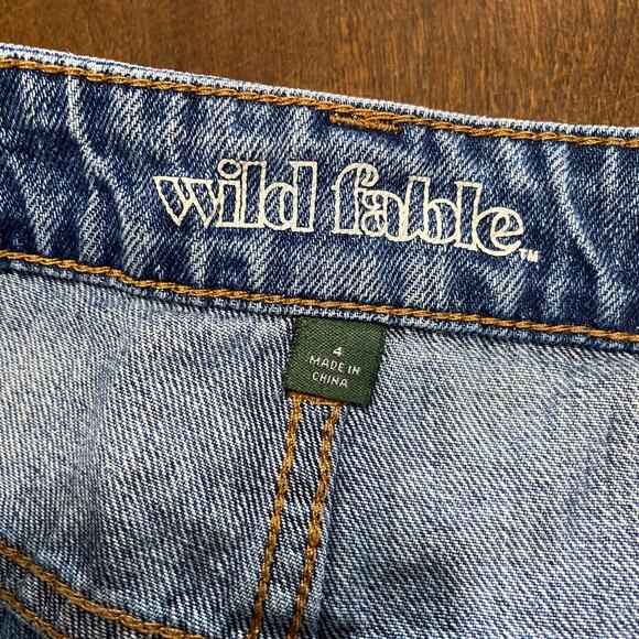 Wild Fabel High Rise Distressed Shorts EUC SZ 4 - Picture 10 of 12